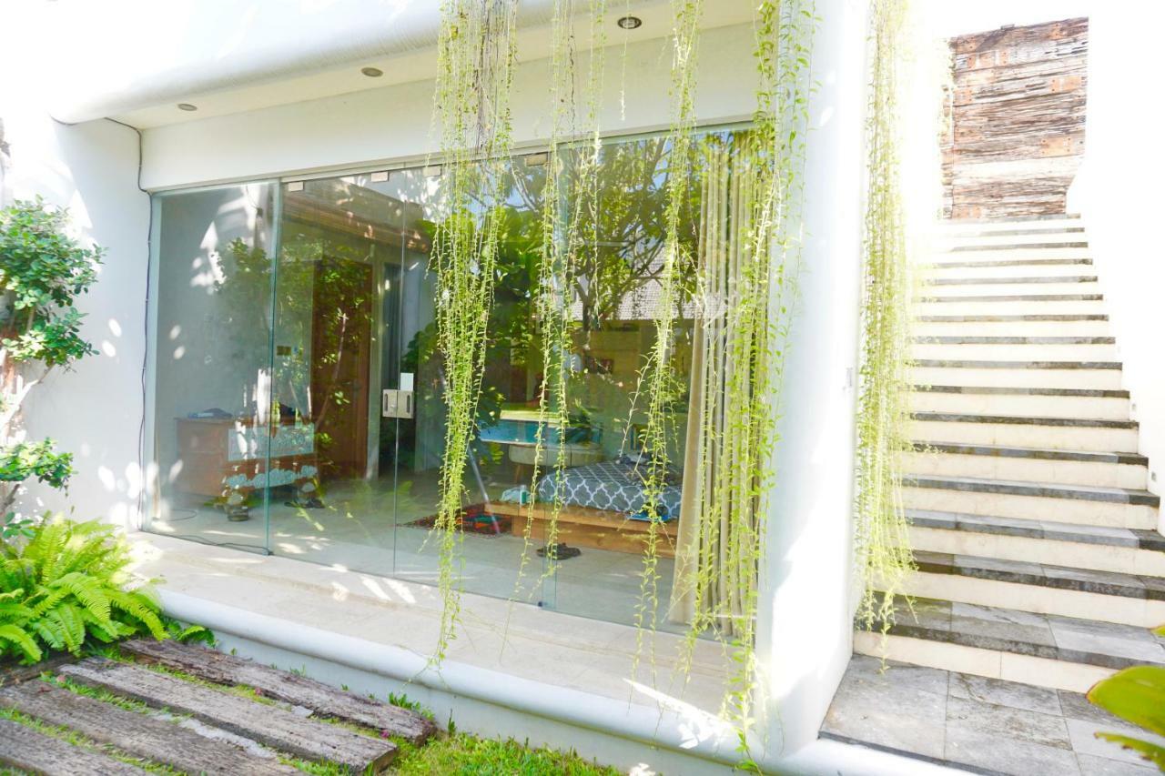 Villa Batik Seminyak Exteriör bild